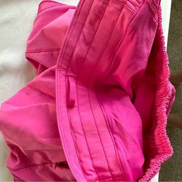 Lululemon hotty hot hi-rise skirt longer length size 4 sonic pink - Picture 3 of 4
